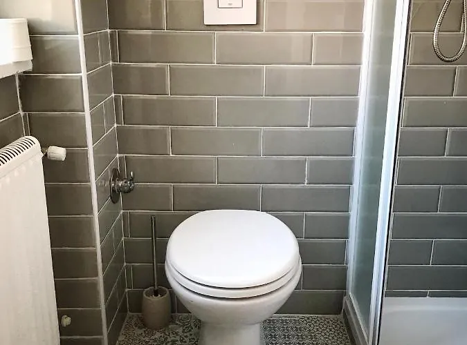 Delicious Close To The Station 3*