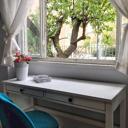 Guest house Delicious Close To The Station Rome